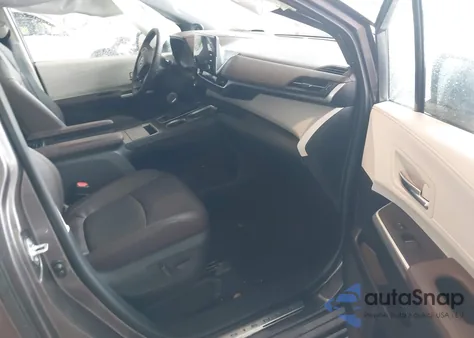 2024 Toyota Sienna Platinum from USA, damaged, VIN 5TDERKEC8RS225075